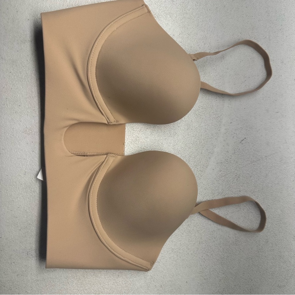 NWOT SKIMS Deep Plunge Shapewear Bra